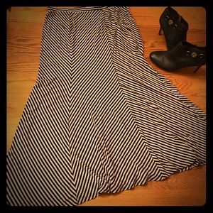 Elle Black Stripped Maxi Skirt